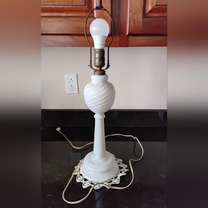 Vtg. Aladdin Alacite Glass Swirl Table Lamp